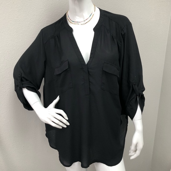 ✨SOLD✨TORRID Harper Georgette Sheer Blouse Sz 1 - Picture 2 of 7